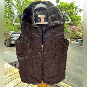 Vintage Puffer Vest with Fur Collar